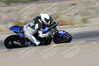 media/Jan-15-2026-Racers Edge (Thu) [[dfebeb70ab]]/2-A Group/Session 3 (Turn 15 Inside Pans)/